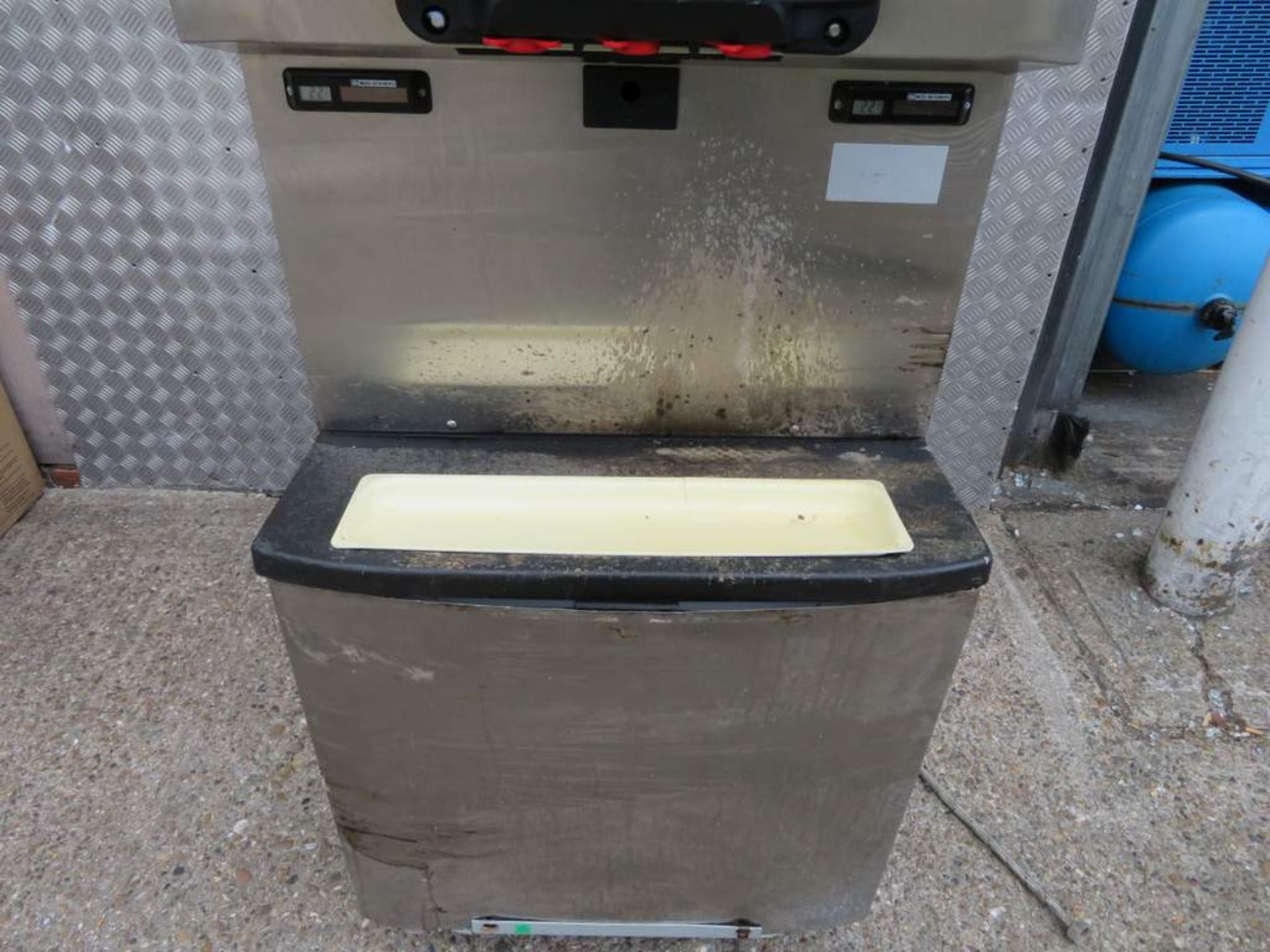 Taylor Crown high capacity soft serve ice cream or frozen yoghurt machine - Image 2 of 6