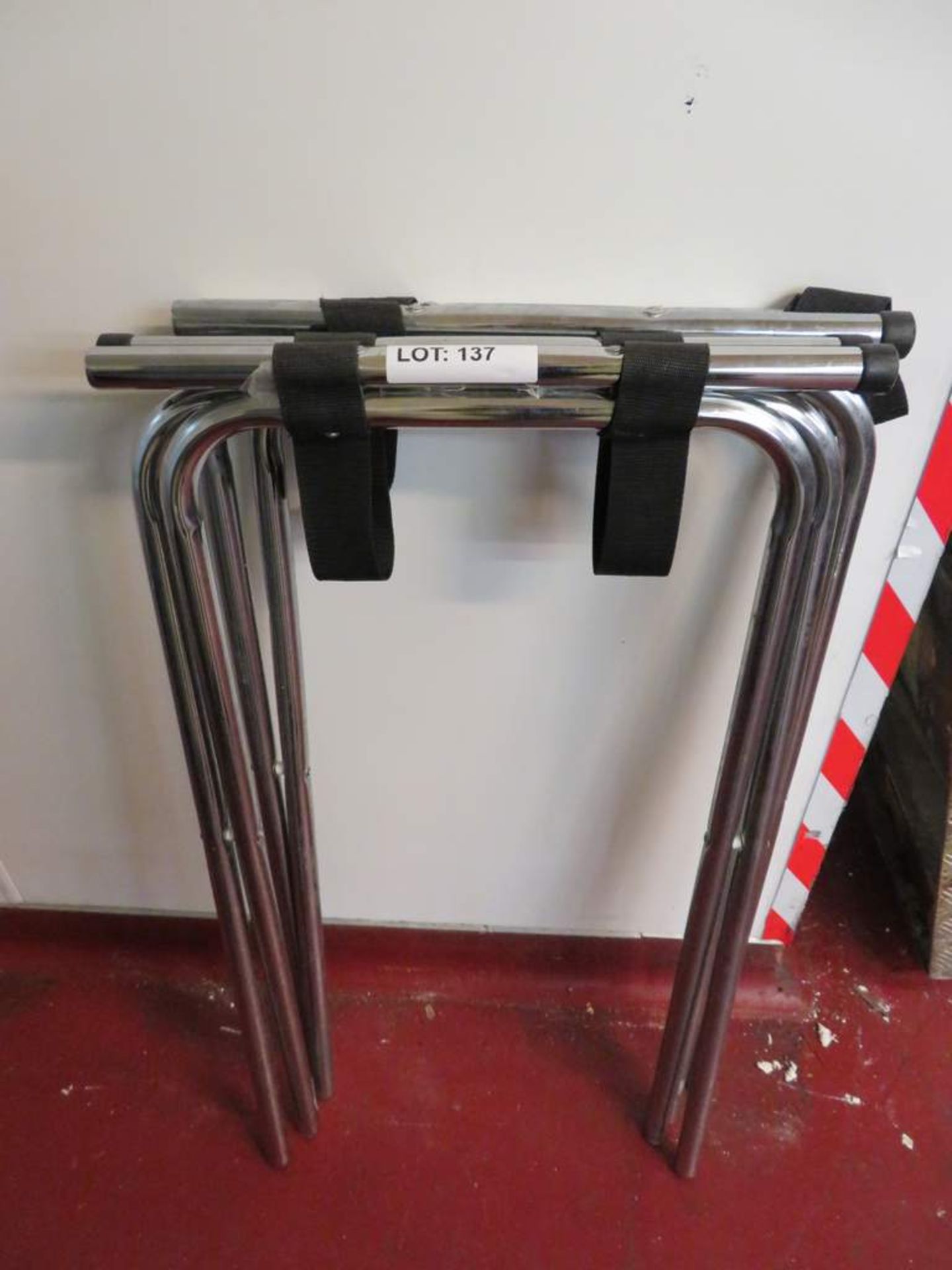 2x Folding metal tray stands