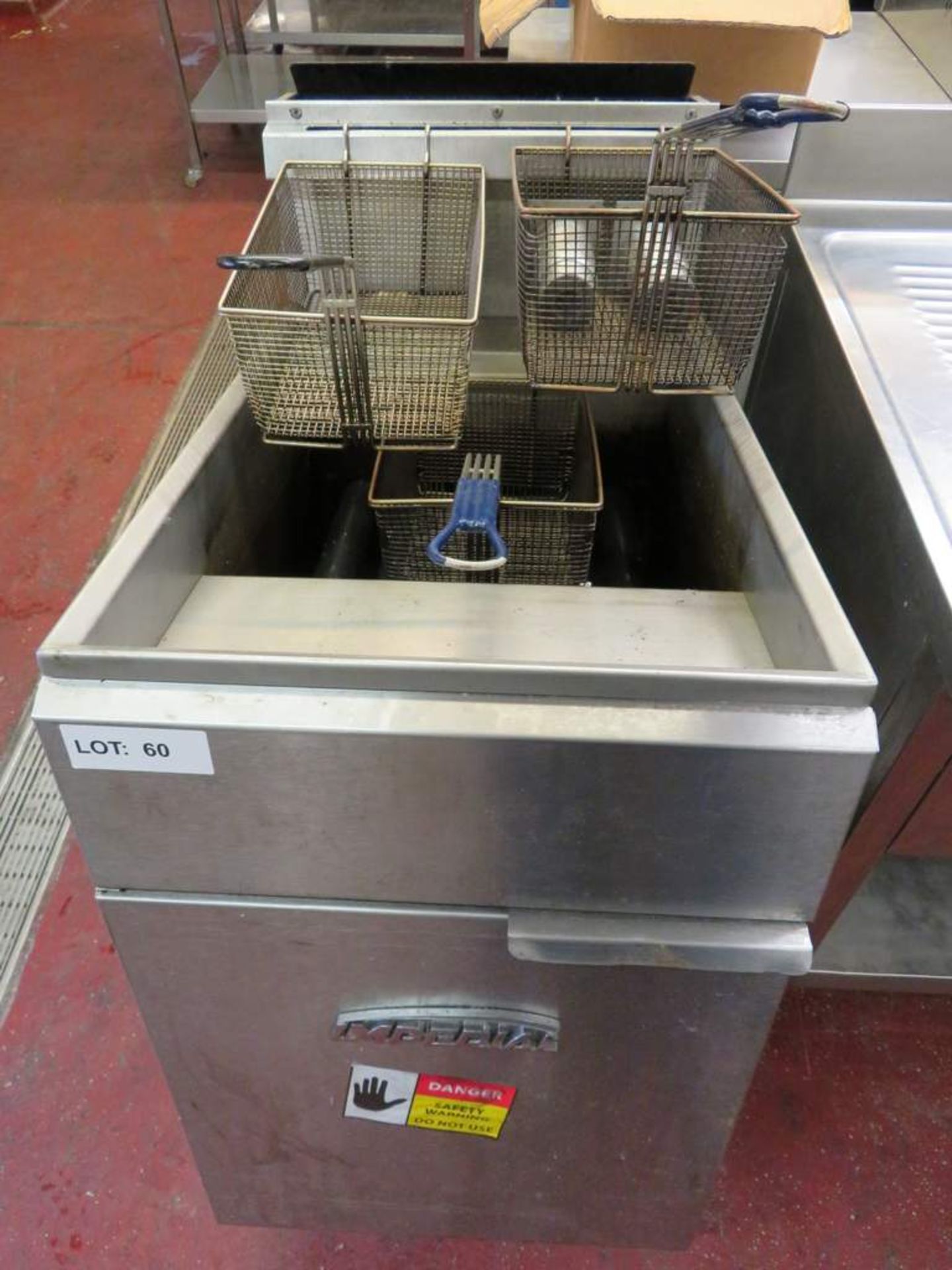 Imperial stainless steel twin basket fryer - Image 2 of 3