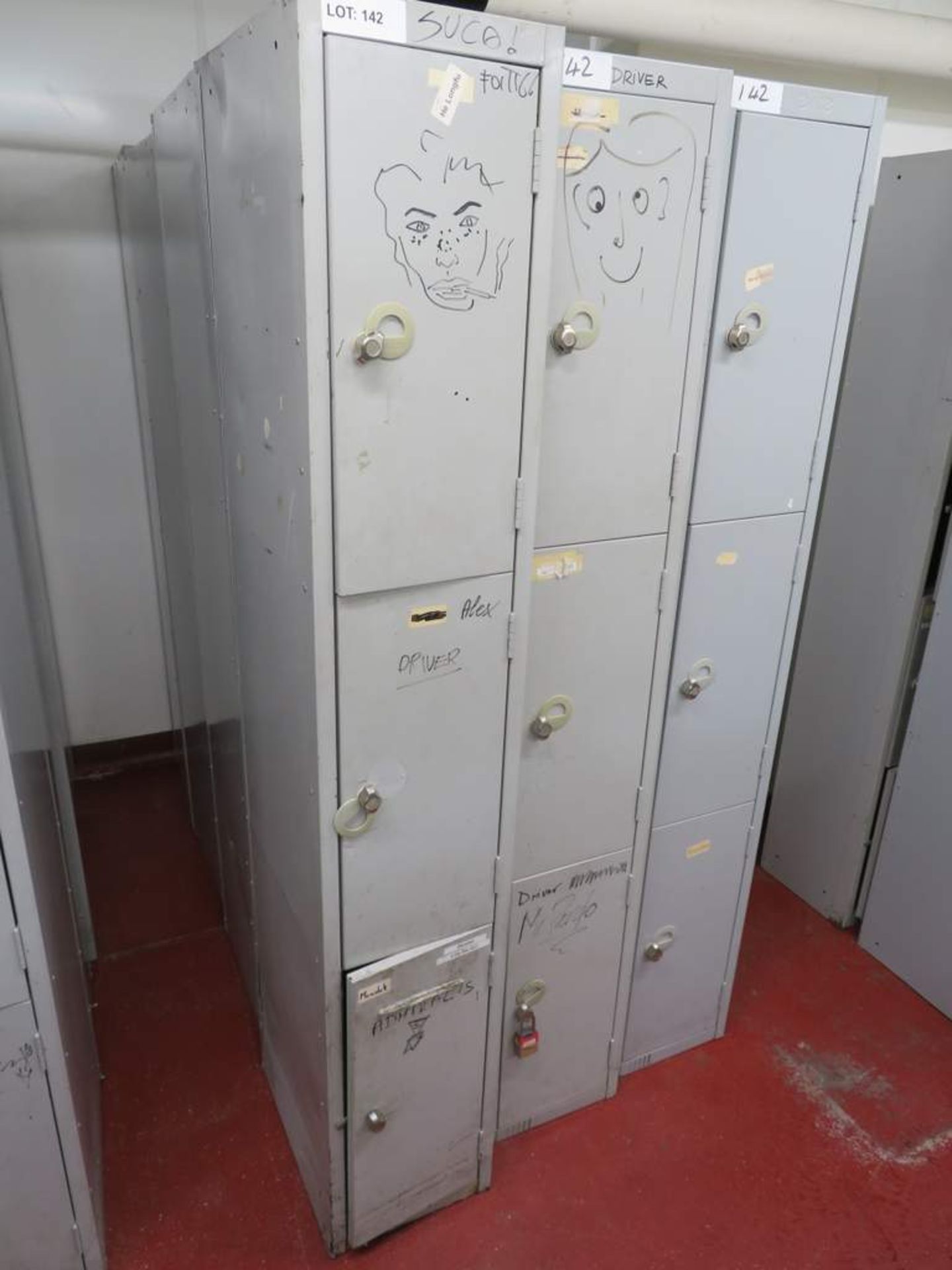 12x Assorted personell storage lockers