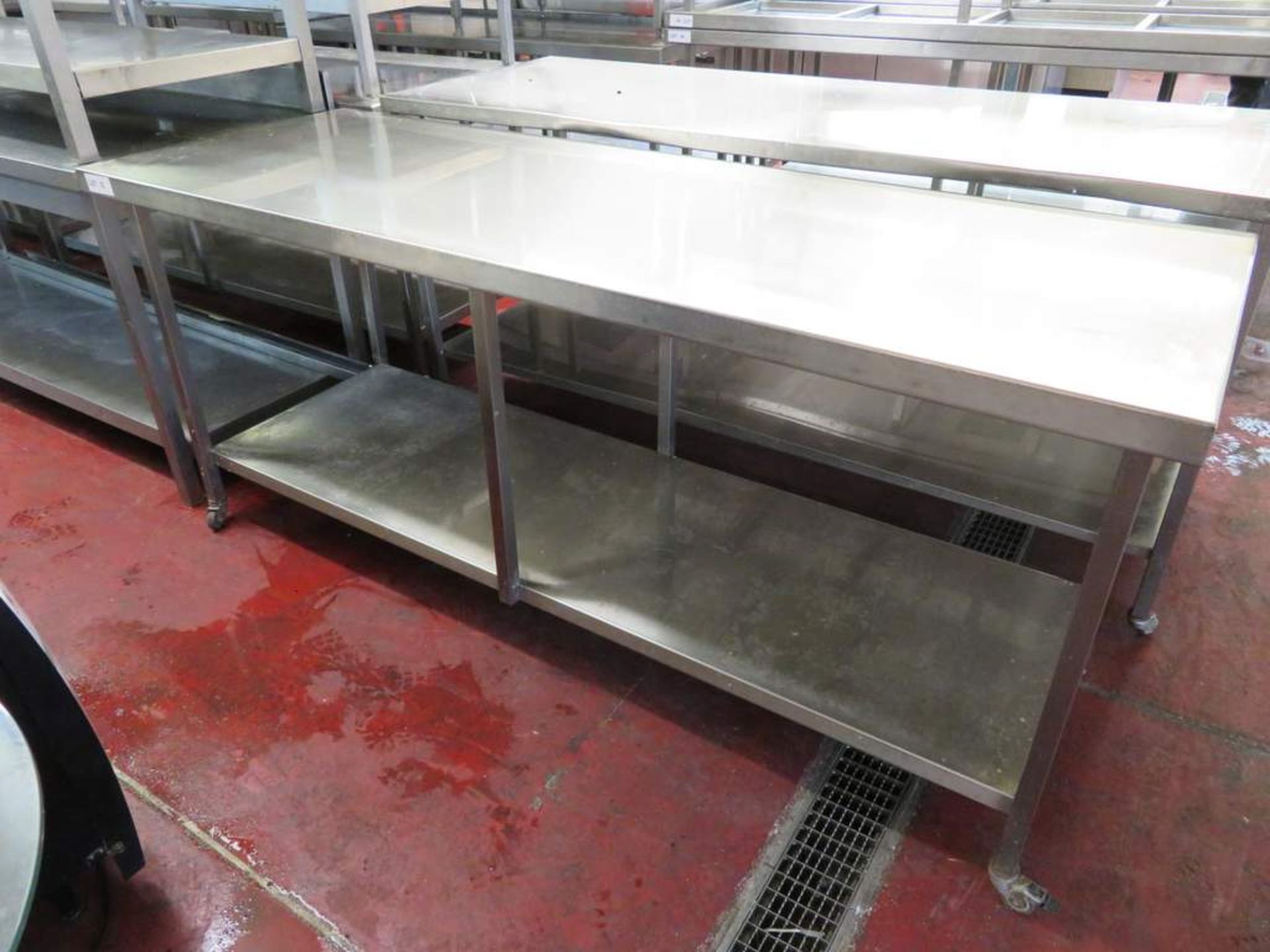 Portable stainless steel preparation unit