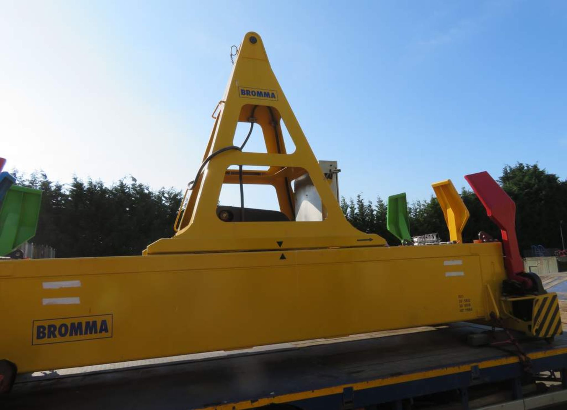 Bromma EH5U, 20'–40' Single Lift Spreader - Serial Number 17530 **NO BUYERS PREMIUM PAYABLE** - Image 13 of 17