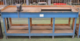 Work Bench 2050 x 600mm with Record No 4 Vice.