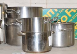 3x Small/Medium Deep Cookpots. 2x Large Deep Cookpots.