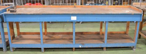 Workbench 2710 x 600mm.