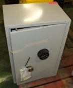 Kaba electronic safe (medium) with combination