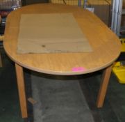 Extendable table