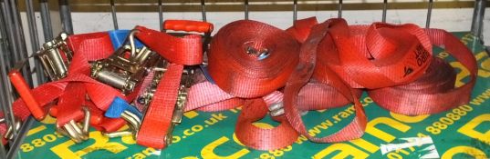 5x Lorry tie down rachets & straps - RED