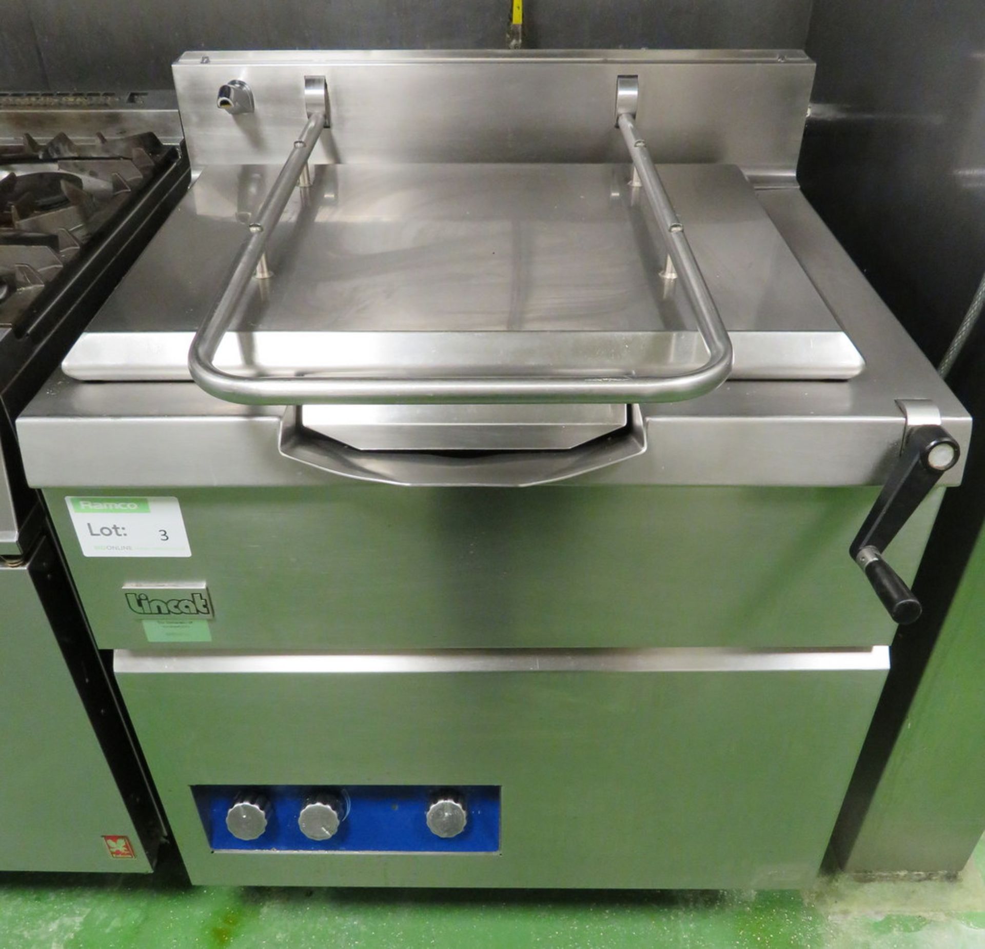 LINCAT STAINLESS STEEL BRAT PAN; 3 PHASE