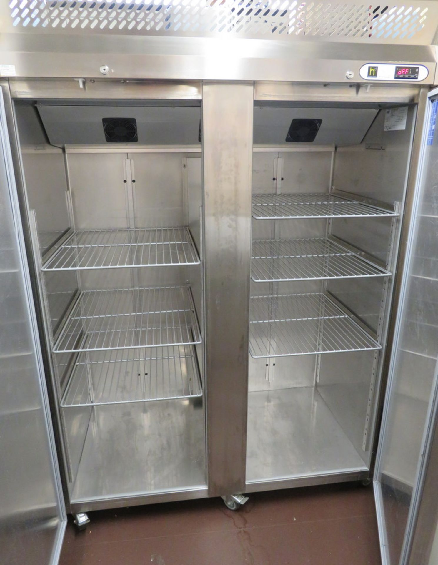 3663 CATERING EQUIPMENT UPRIGHT TWO DOOR REFRIGERATOR - Image 2 of 3