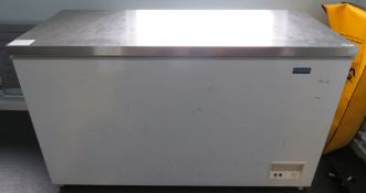 POLAR MODEL CE212-B CHEST FREEZER