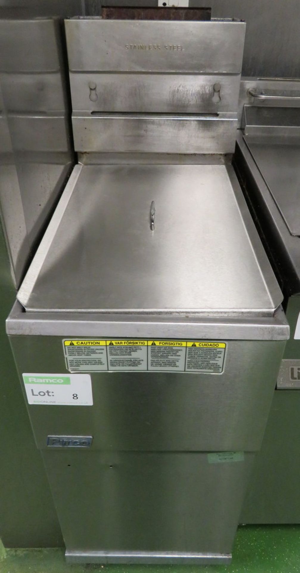 PITCO STAINLESS STEEL GAS FIRED TWIN BASKET FRYER