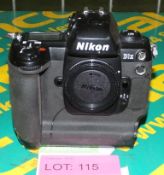 Nikon D1X Camera body - no battery