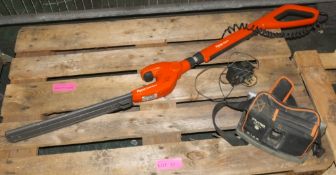 Flymo SabreCut Hedge Trimmer & Charger