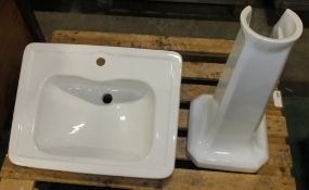 Ceramic Sink with pedistal