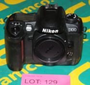 Nikon D100 Camera body - no battery