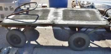 4 Wheel Trolley - Bed 1830 x 910mm.