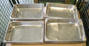 16x Gastronorm Pans.