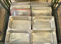 16x Gastronorm Pans & Lids.