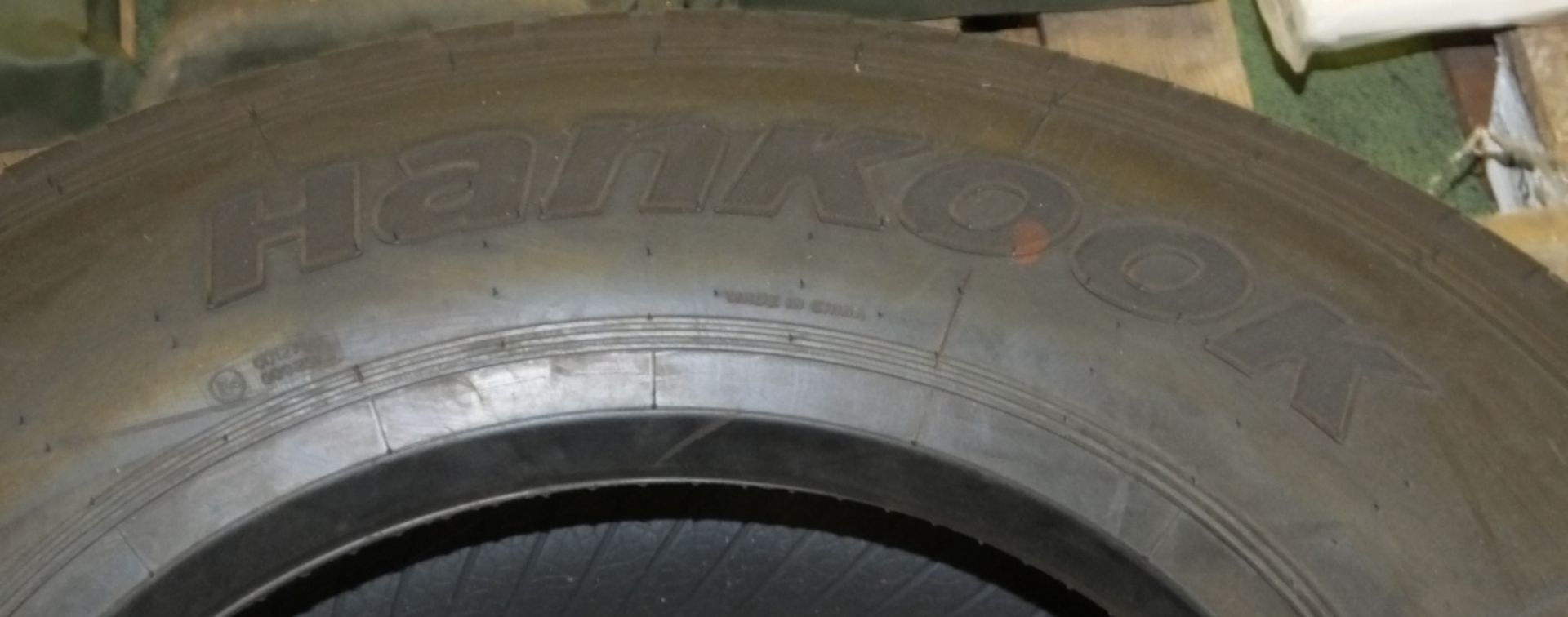 Hankook AH11 305/70R19.5 tyre (new & unused) - Image 2 of 5