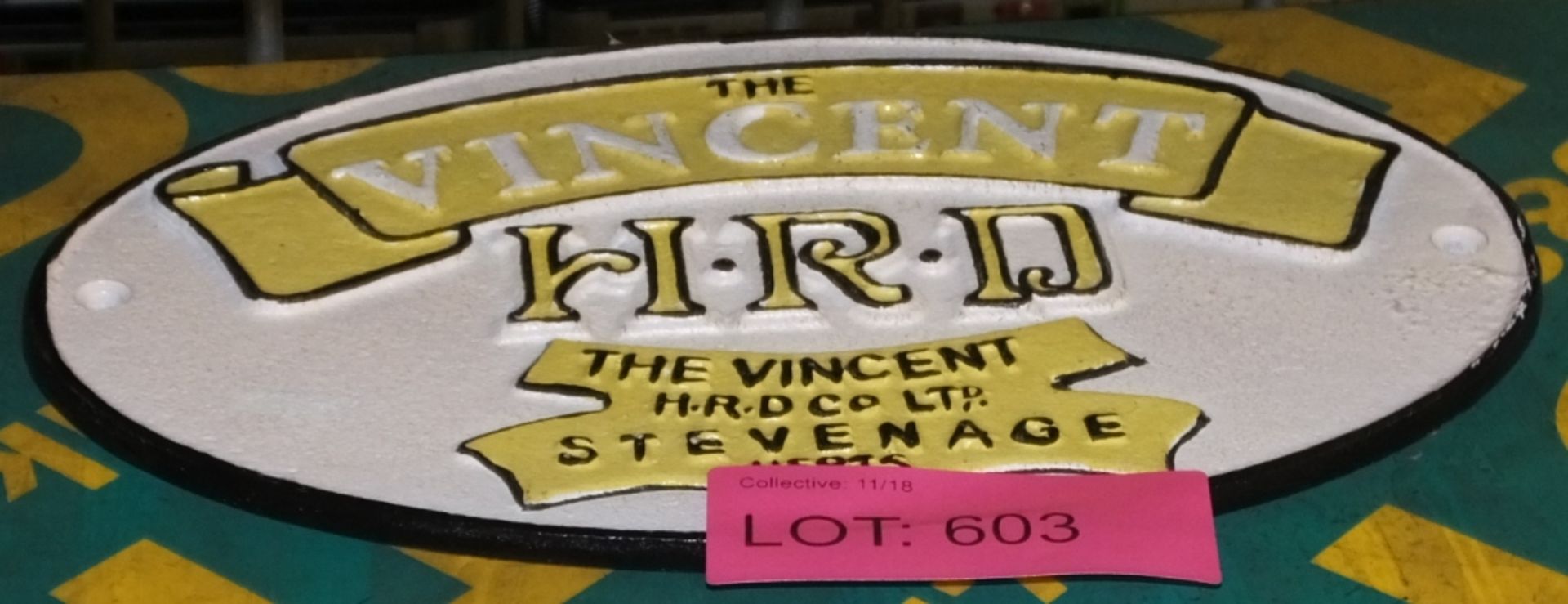Cast Sign -HRD The Vincent