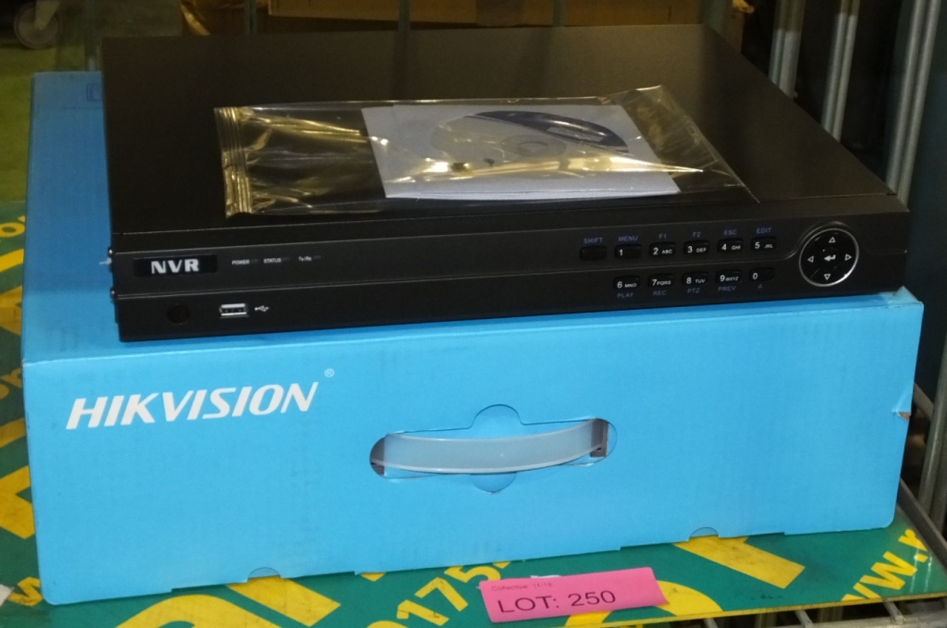 Hikvision Network Video Recorder - NVR-216M-A/16P