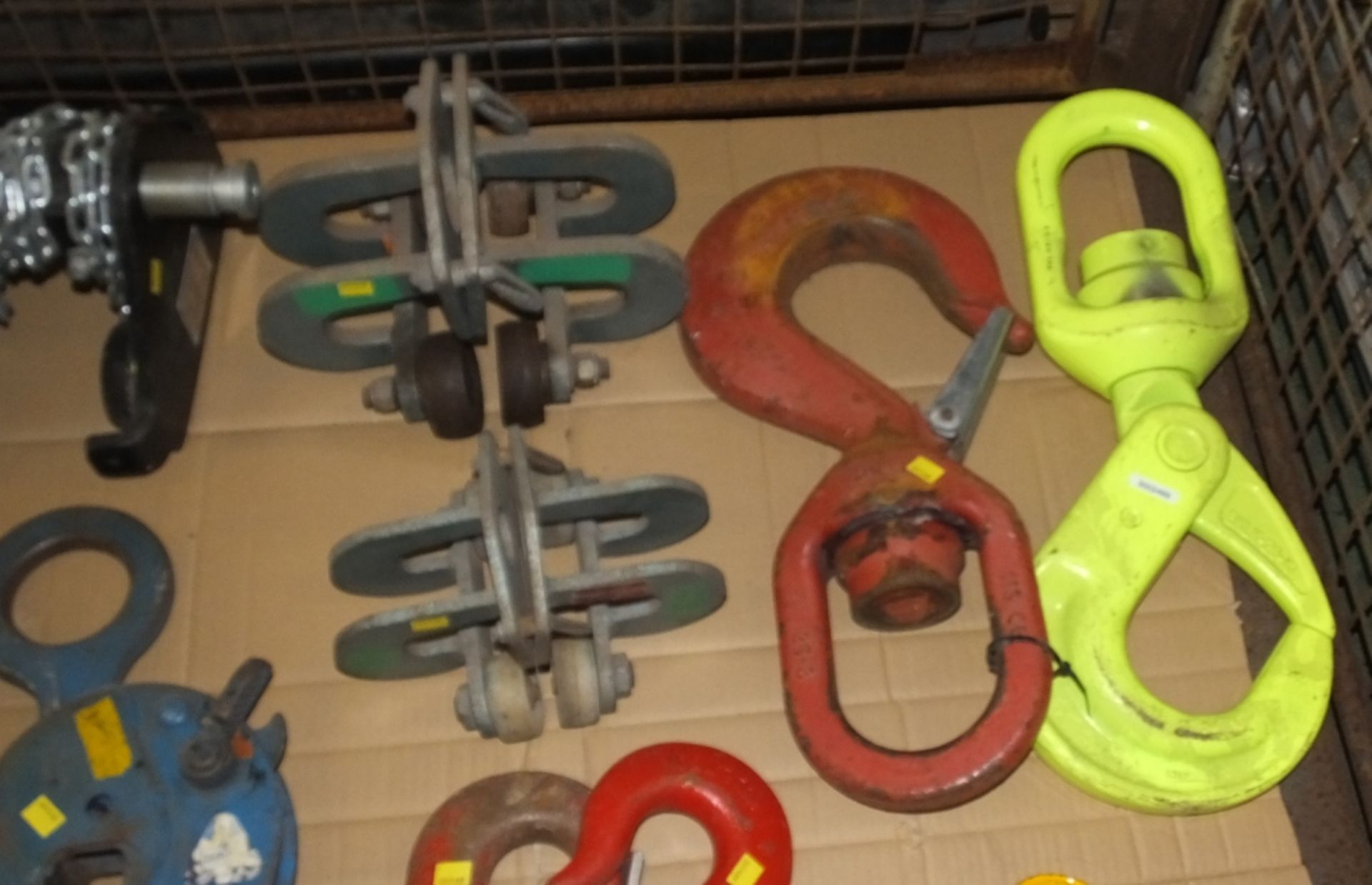 Lifting Equipment - Hooks, D-Shackles, Overhead Runner - Bild 2 aus 5