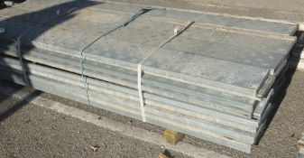 44x Metal Deck Sections W22.5 x H4 x L183 / 244cm