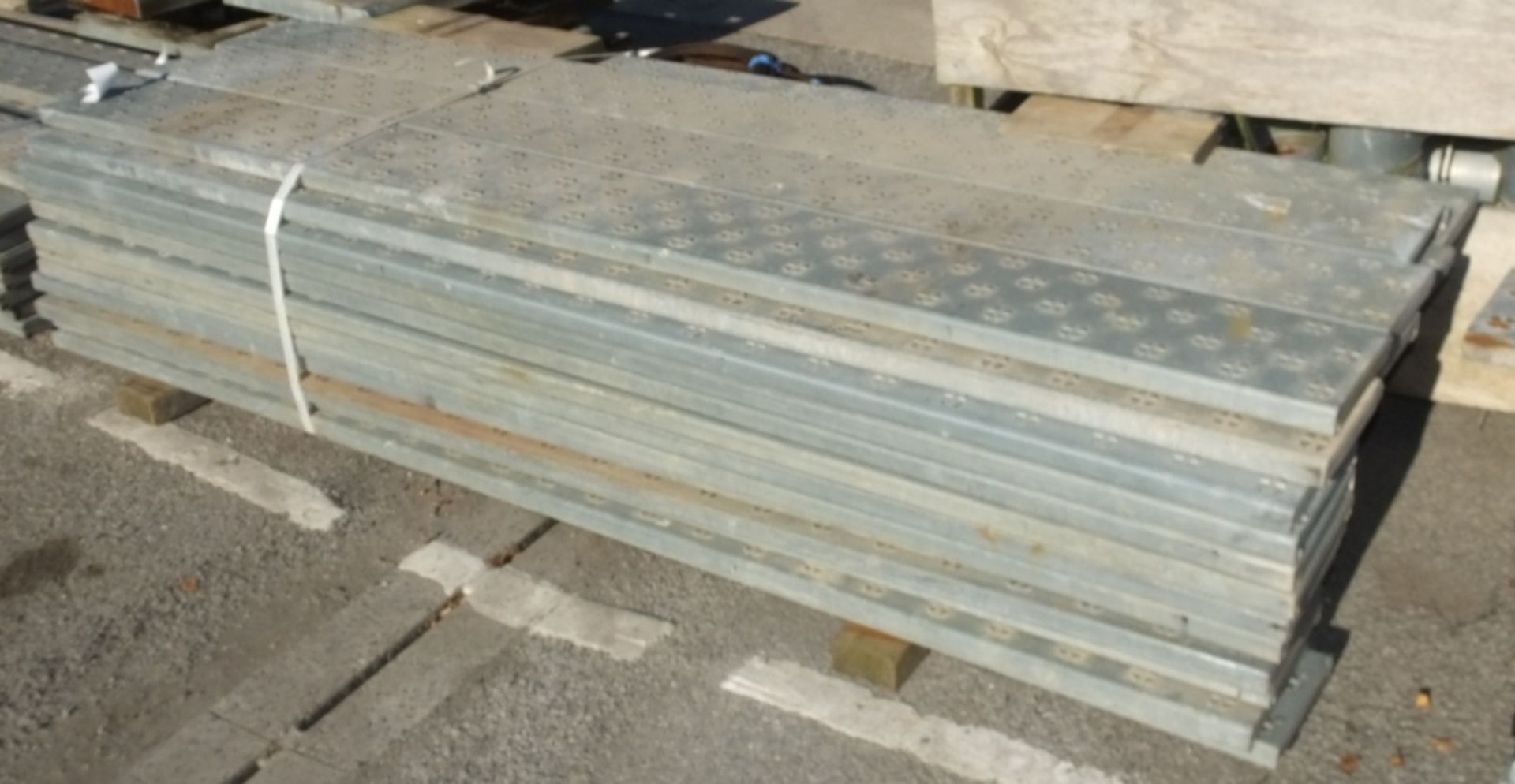 51x Metal Deck Sections W22.5 x H4 x L183 / 244cm - Image 2 of 3
