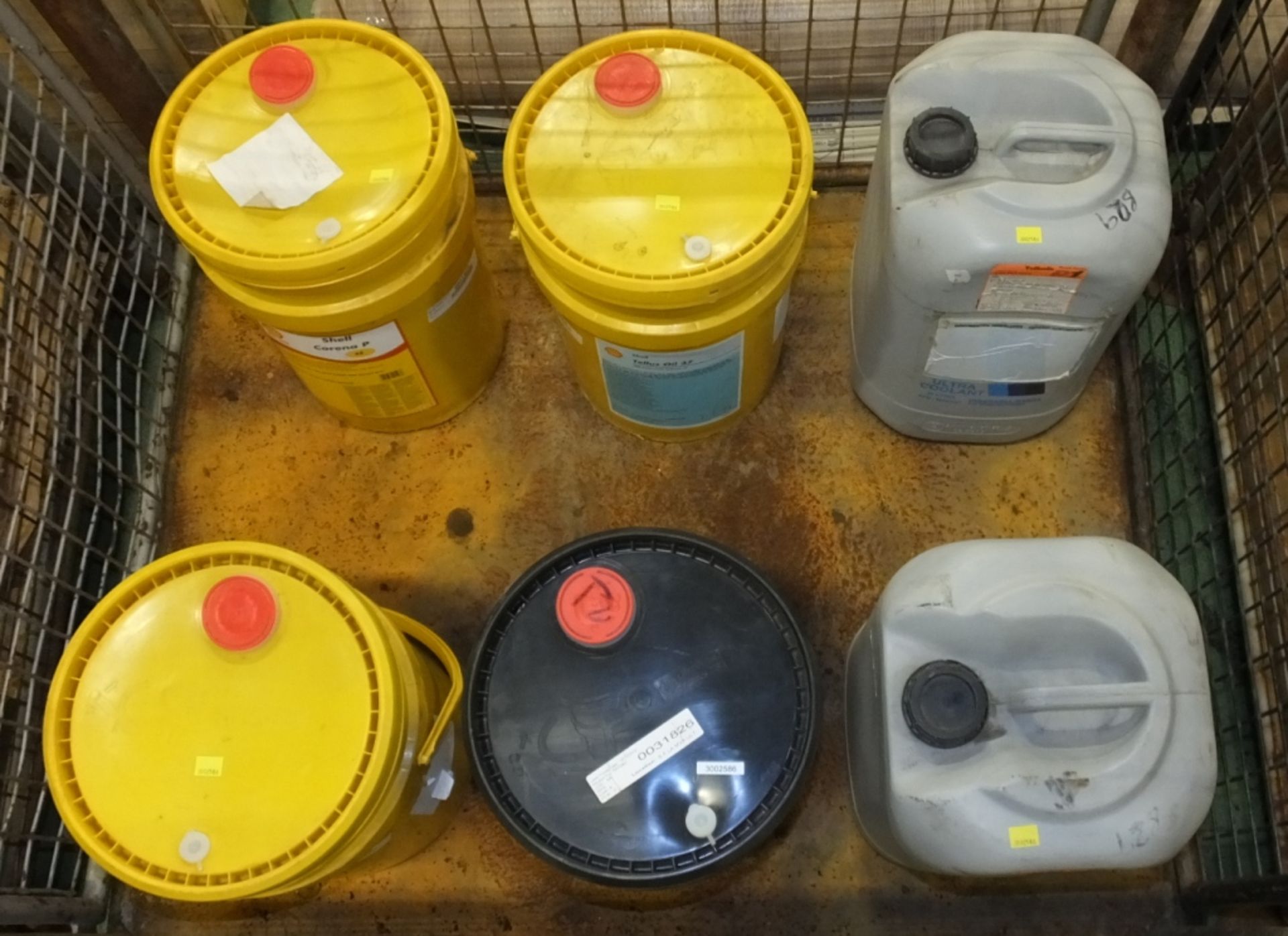 6x Oils 20ltr Containers - Ingersoll Rand Ultra Coolant, Shell Tellus Oil 37, 2x Shell Cor