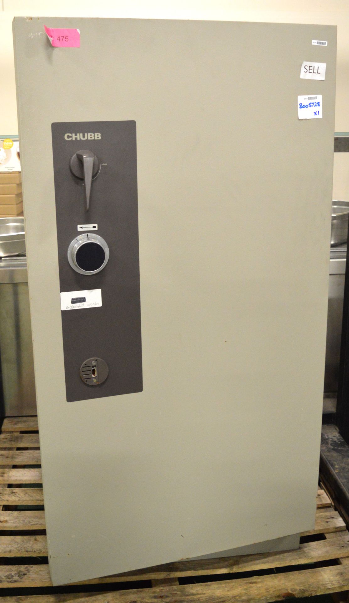 Chubb Combination Safe (Combination unknown)