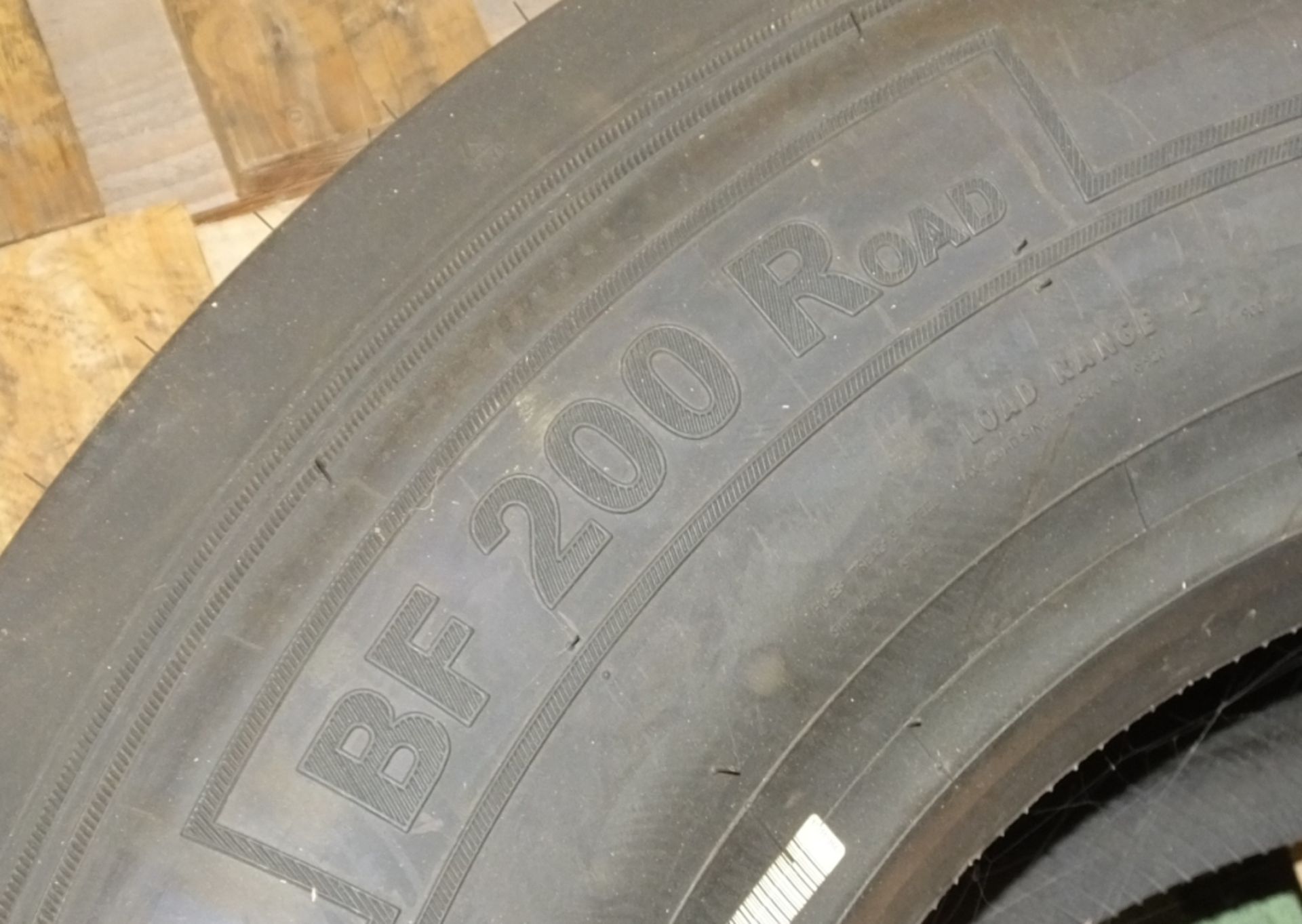 Barum BF 200 Road tire - 385/55 R 22.5 (new & unused) - Bild 2 aus 5