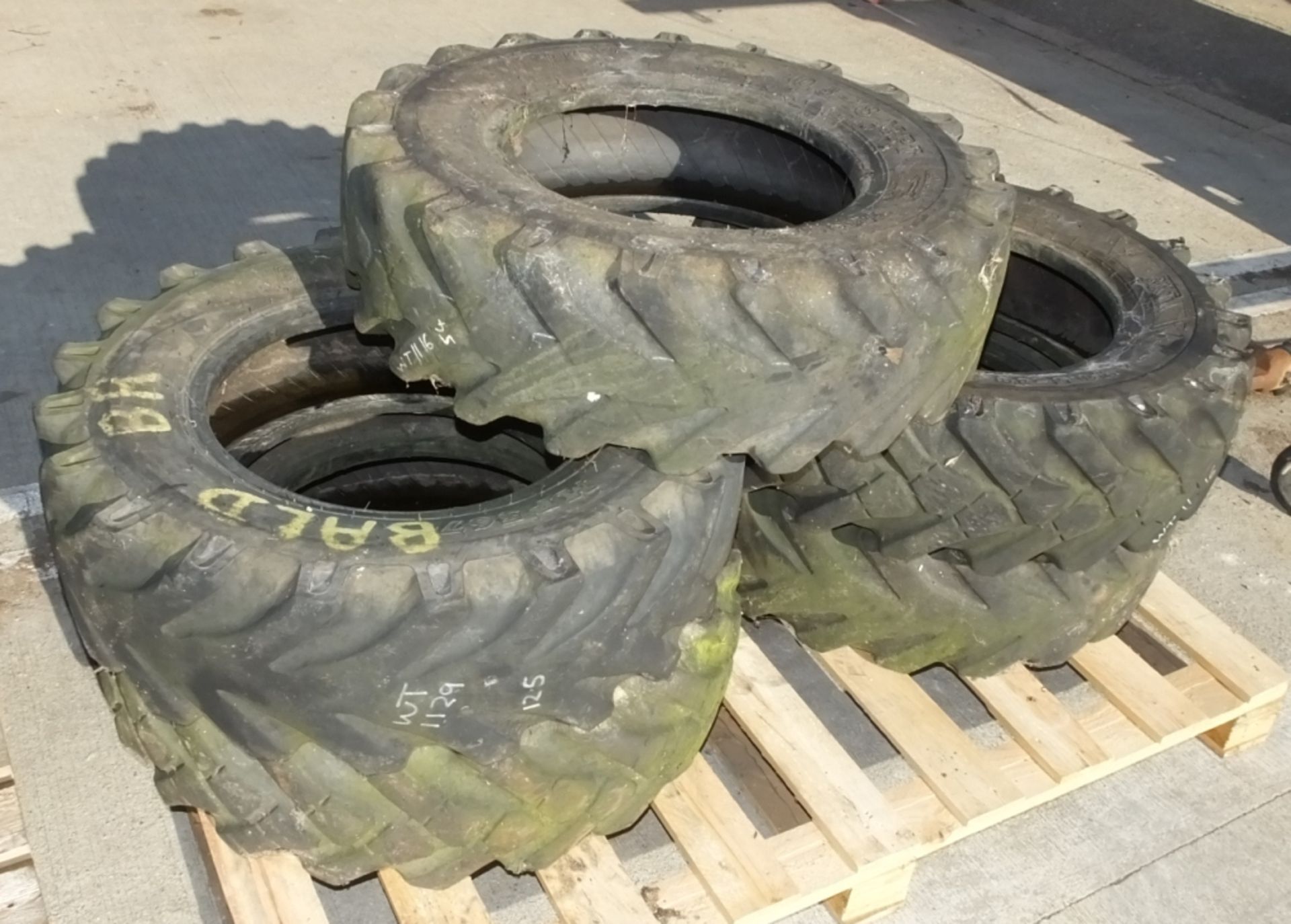 5x BKT 10.5-18 MPT Tyres