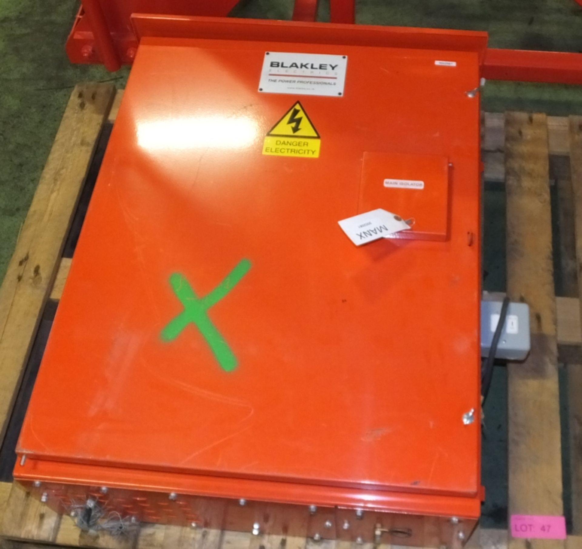 Blakley Distribution Box 400v 3ph - SB3/100/FB8/63/FS