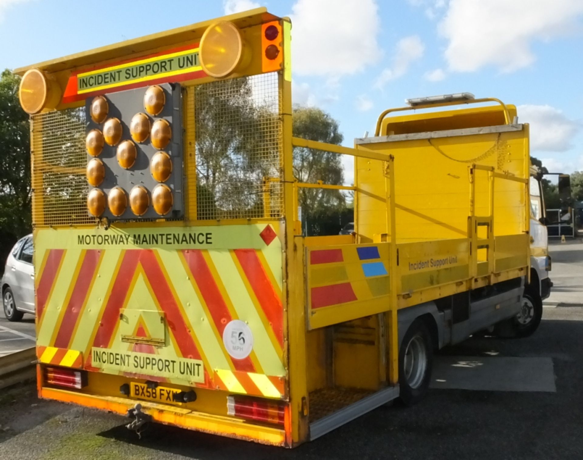 7.5T Mercedes Atego, 58 Plate. Ex Cone Laying Vehicle - Bild 2 aus 8