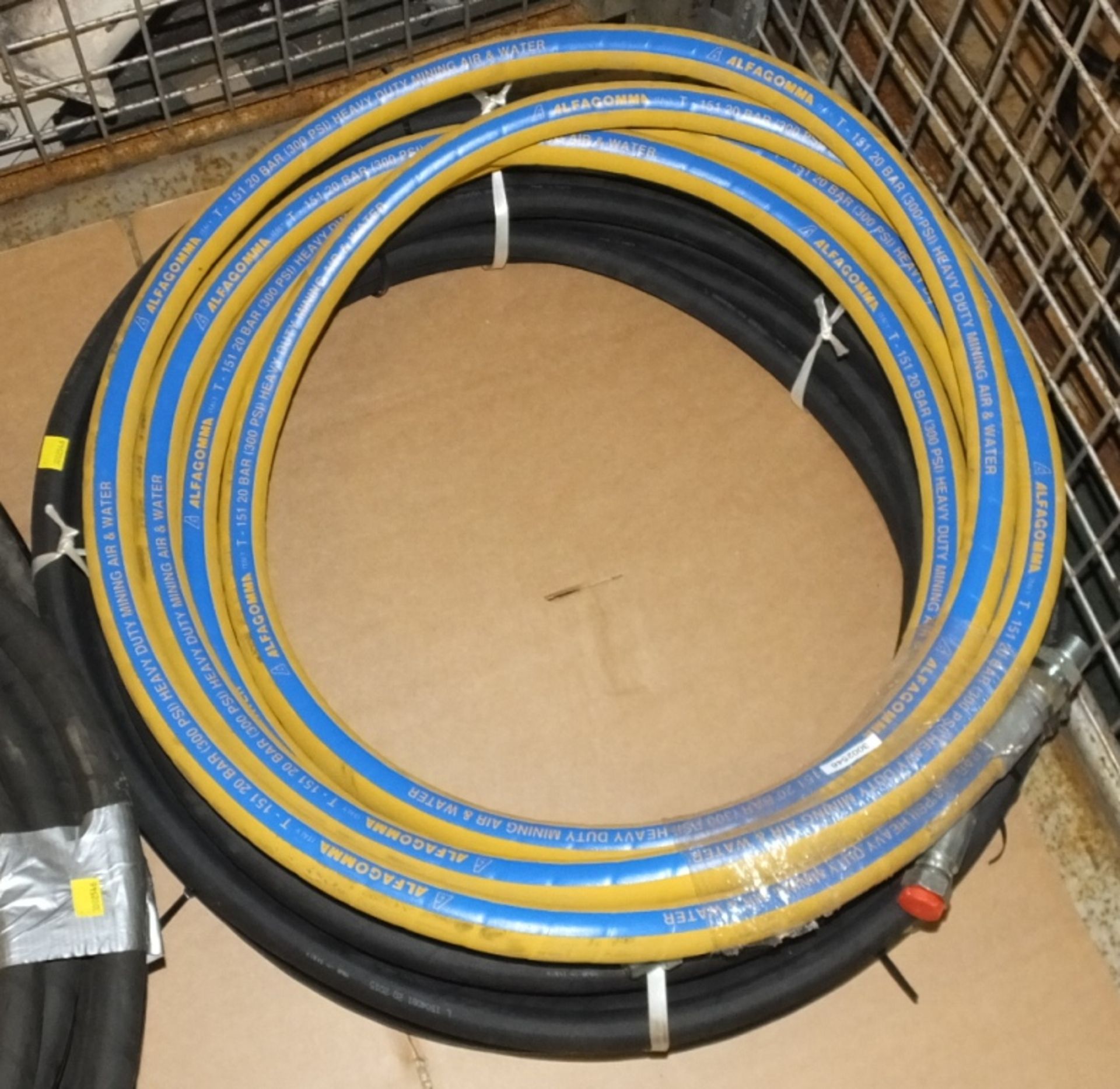 7x Rubber Hoses - Image 2 of 5