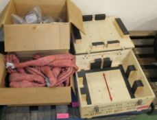 Towing Rope / Cut LIfting Strop, 24x Ducting Galvanised Connectors / Joints, 2x Wooden sto