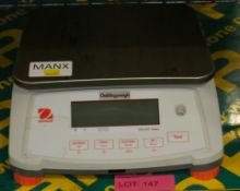 Ohaus Valor 7000 Bench Scales Digital