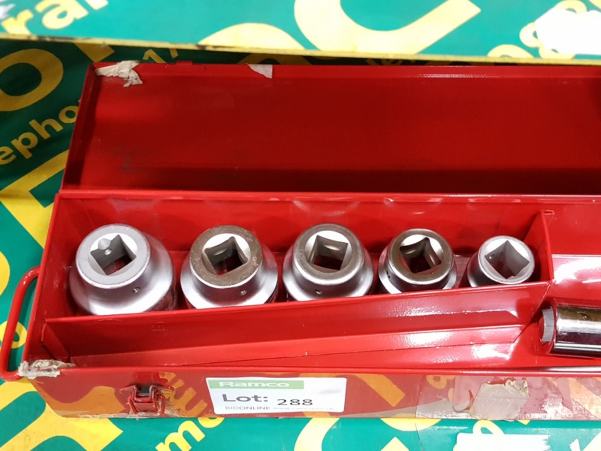 Heavy Duty Socket Set in metal carry case - Image 3 of 4