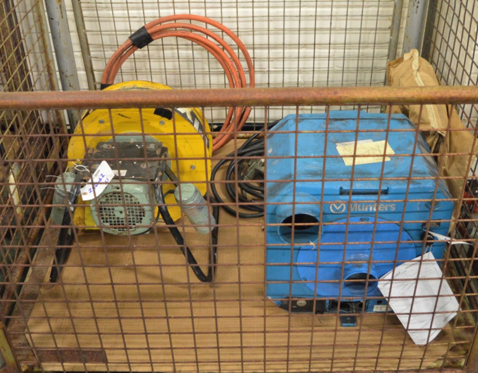 Plymouth Fan unit, Munters Fan Unit, Hosing, cables