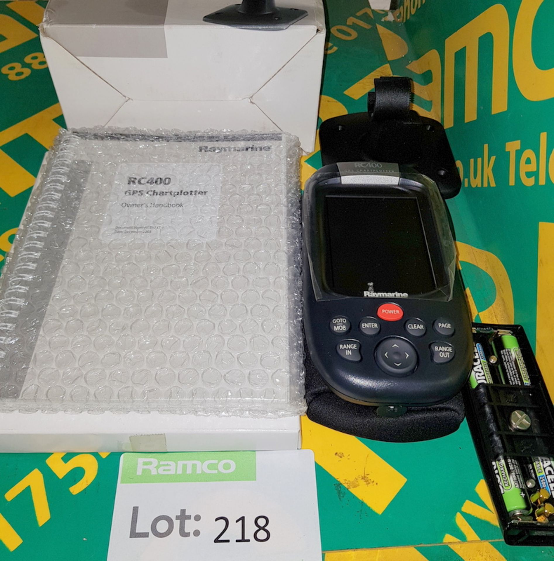 Raymarine RC400 Portable GPS Chartplotter