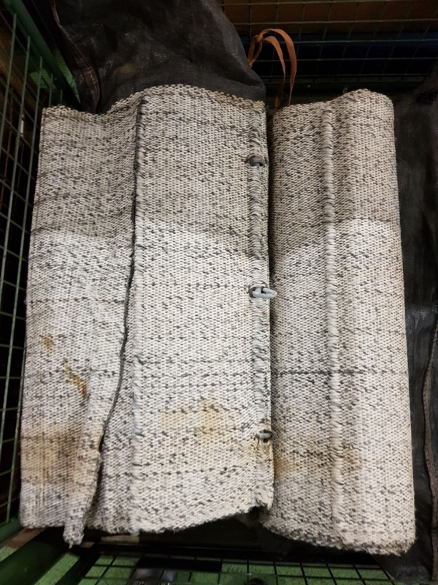 6 Rolls of Traction Matting - Bild 3 aus 3