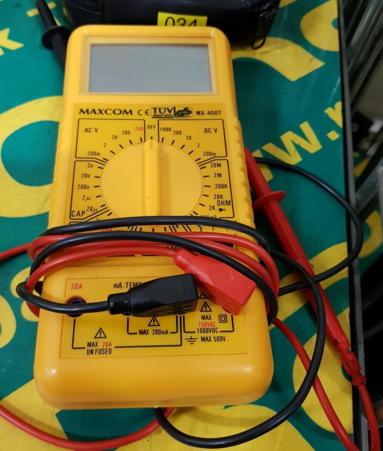 Maxcom MX-450T LV Multimeter - Bild 2 aus 2