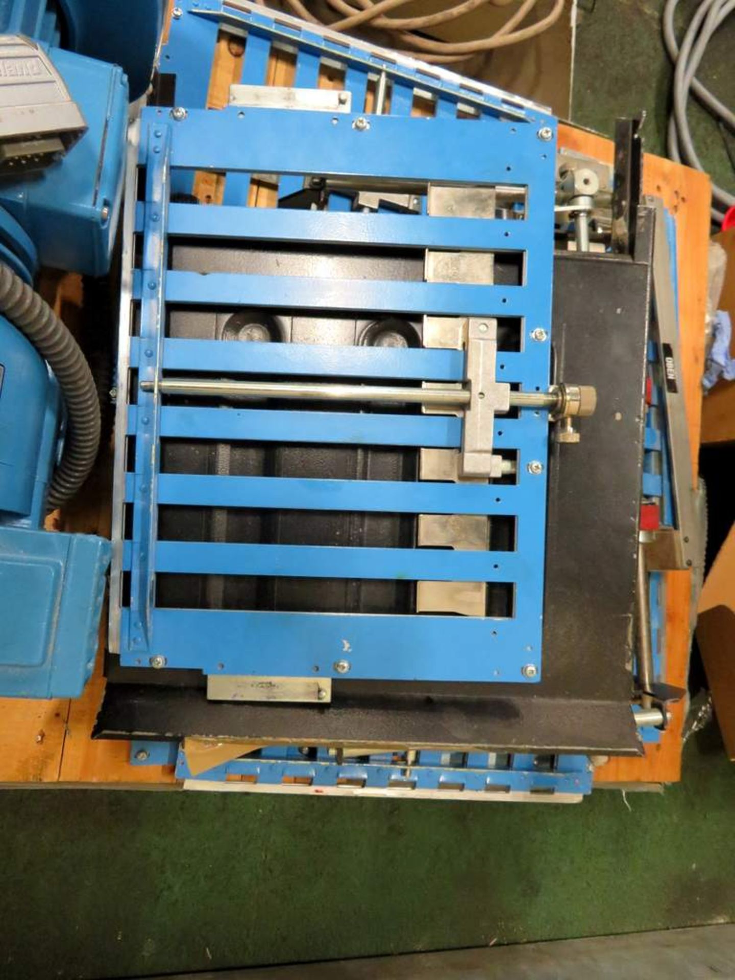 GUK Model FA 35/4R1 FN Folding Machine with High Capacity Feeder - Image 22 of 23