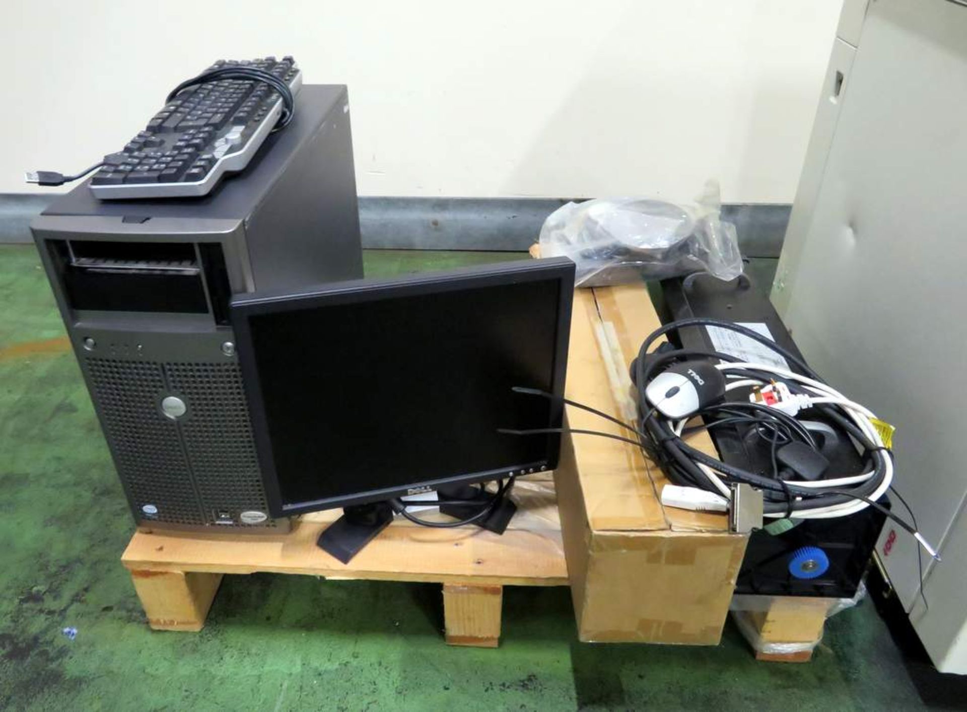 Screen Imagesetter Model FT-R3050 - Complete with Dell desktop computer system. - Image 9 of 14