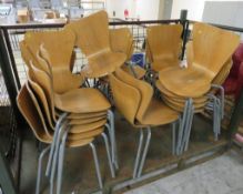 32x Canteen chairs