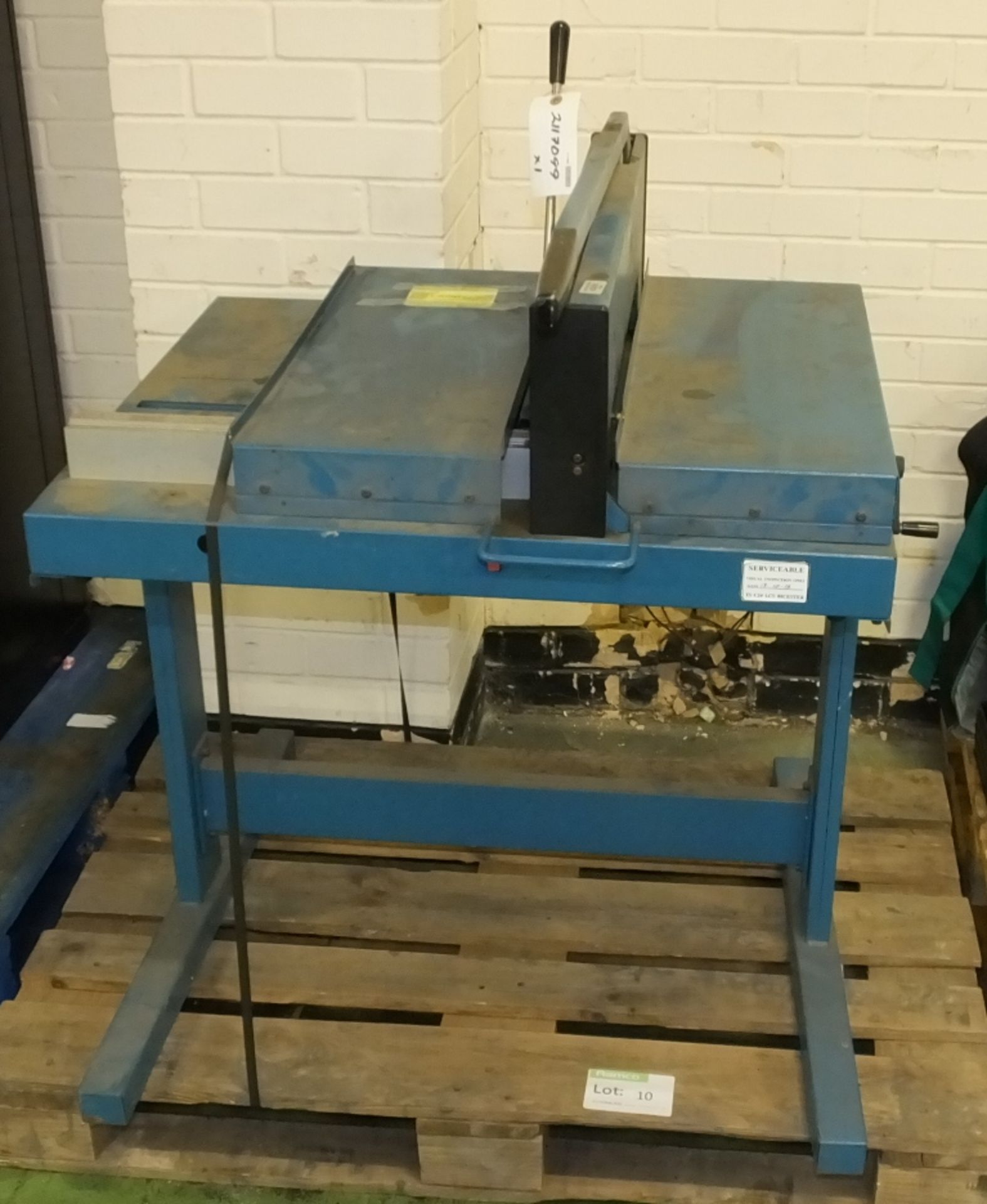 Dahle Industrial Paper Guillotine