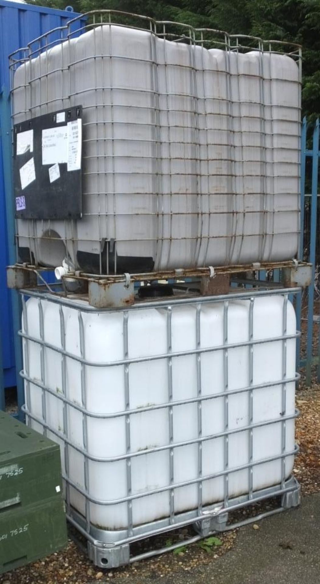 2x Empty IBC 1000ltr Containers Size 4ft x 3ft x 4ft10in - Image 2 of 2