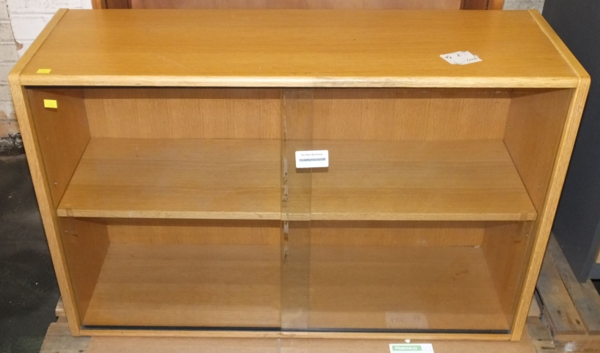 Wooden bookcase, Glass fronted sliding door cabinet - Bild 2 aus 2