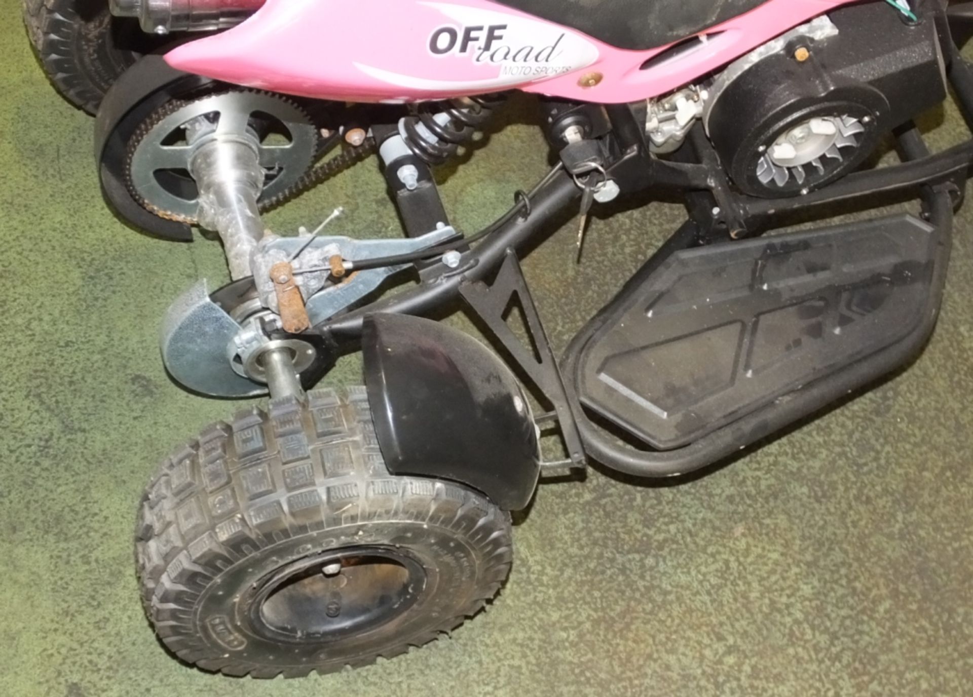 Midi ATV-R 2 Stroke Mini Quad - pull cord in missing - Image 4 of 7